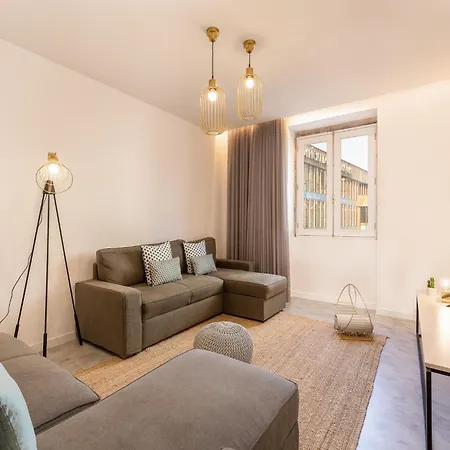 Feel Pinot Townhouse *